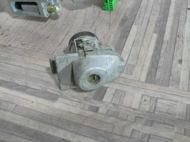 Замок зажигания комплект DISCOVERY 3 L319 05-09