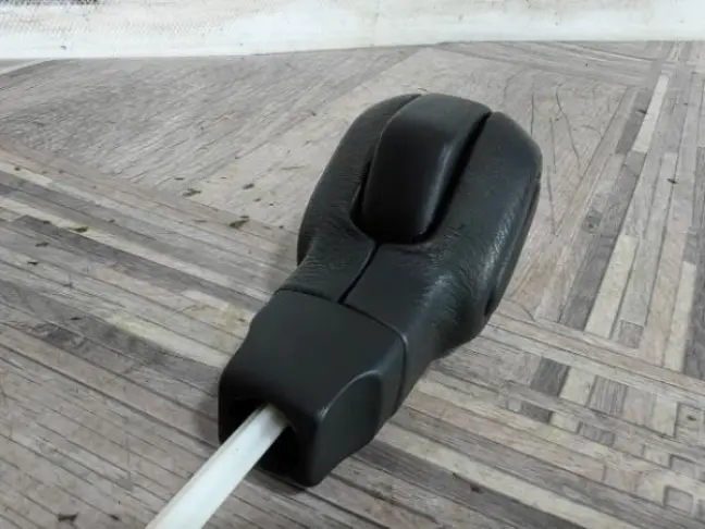 Рукоятка кулисы АКПП DISCOVERY 3 L319 05-09