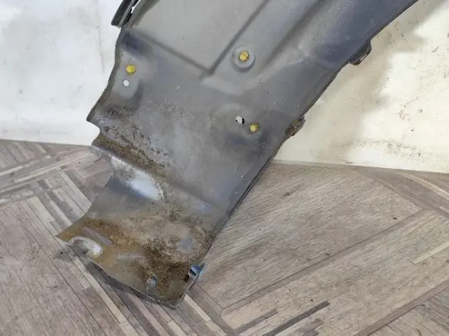 Крыло переднее левое DISCOVERY 3 L319 05-09