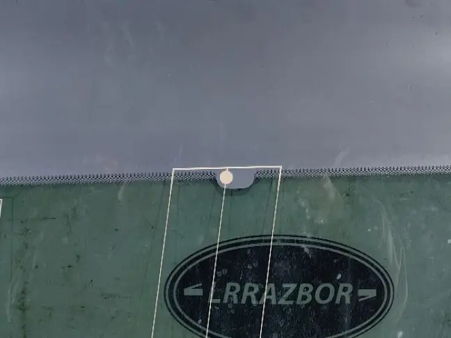 Стекло кузовное глухое левое DISCOVERY 3/4 L319