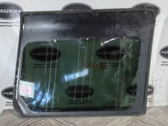 Стекло кузовное глухое левое DISCOVERY 3/4 L319