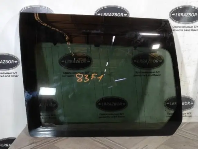 Стекло кузовное глухое левое DISCOVERY 3/4 L319