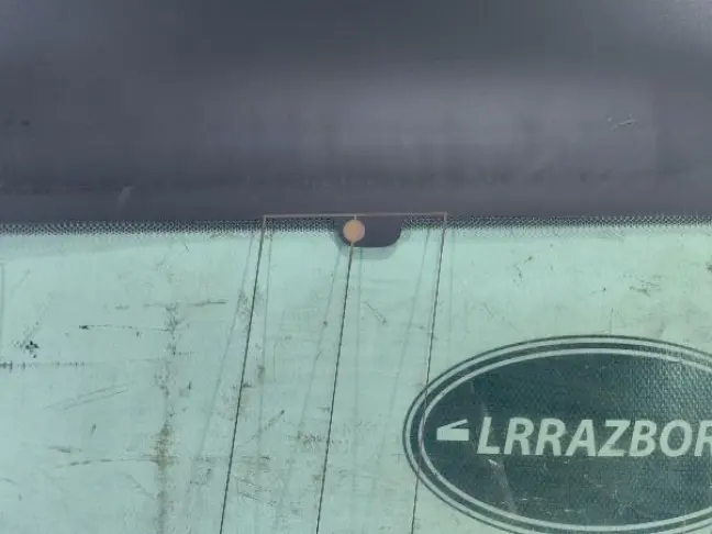 Стекло кузовное глухое левое DISCOVERY 3/4 L319