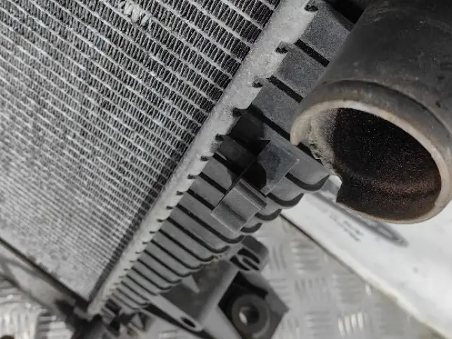 Кассета радиаторов в сборе DISCOVERY 3 L319 05-09