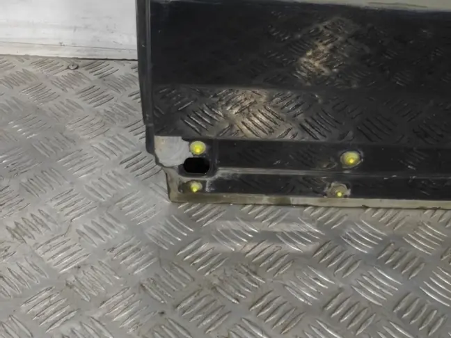 Дверь задняя левая DISCOVERY 3/4 L319  2005 - 2014