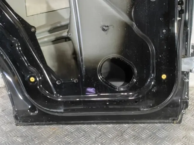 Дверь задняя левая DISCOVERY 3/4 L319  2005 - 2014