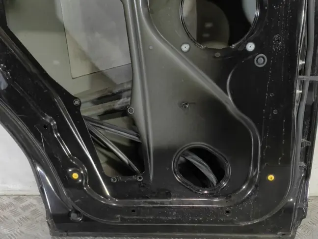 Дверь задняя левая DISCOVERY 3/4 L319  2005 - 2014