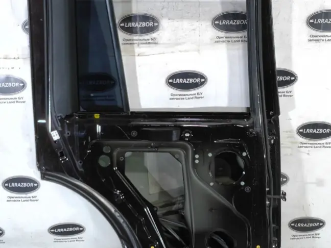 Дверь задняя левая DISCOVERY 3/4 L319  2005 - 2014