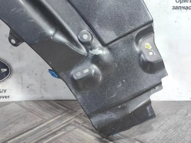 Крыло переднее левое DISCOVERY 3 L319 05-09