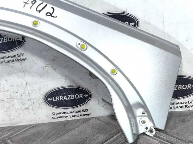 Крыло переднее правое DISCOVERY 3 L319 05-09