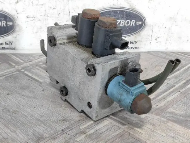 Блок клапанов стабилизации Land Rover Discovery 2