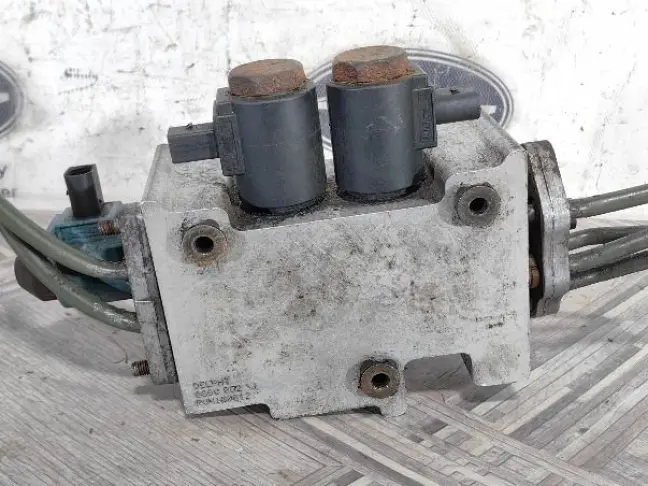 Блок клапанов стабилизации Land Rover Discovery 2