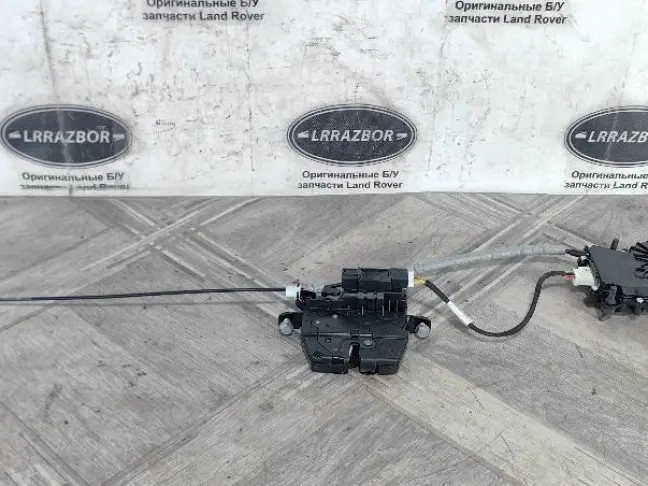 Замок багажника Range Rover 4 L405