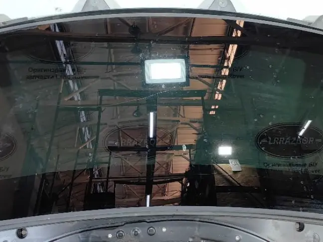 Люк в сборе электрический DISCOVERY 3/4 L319