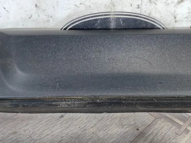 Молдинг передней левой двери DISCOVERY 3 L319