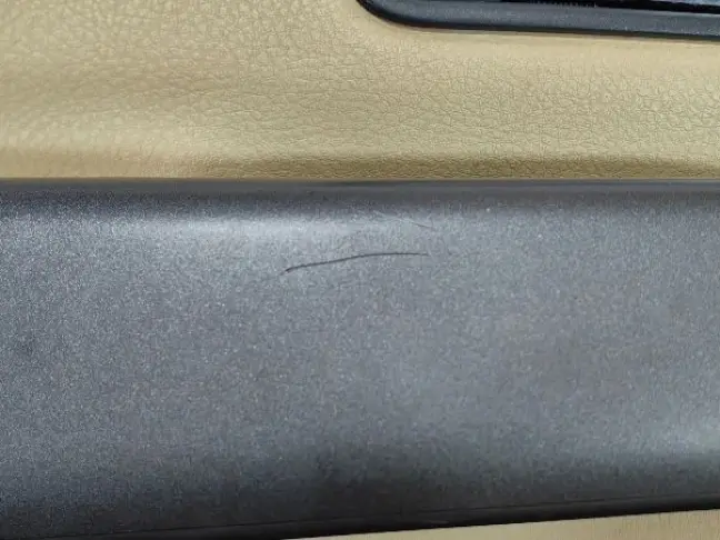 Обшивка двери левая задняя DISCOVERY 3 L319 05-09