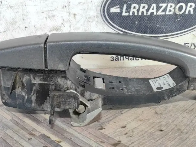 Ручка двери передней левой DISCOVERY 4 L319 09-12