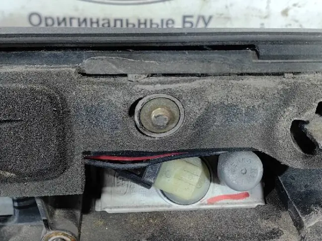 Ручка багажника Land Rover DISCOVERY 3 L319