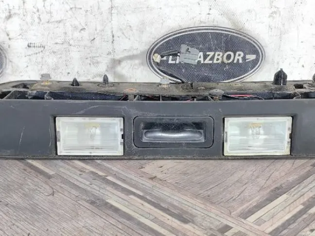 Ручка багажника Land Rover DISCOVERY 3 L319