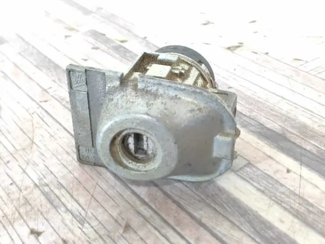 Ключ зажигания  DISCOVERY 3 L319 05-09