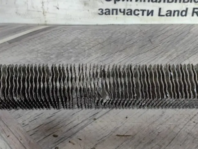 Радиатор топливный DISCOVERY 3 L319 276DT