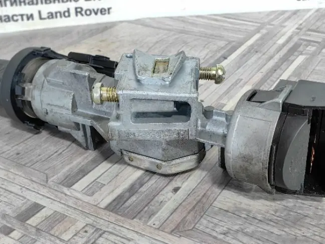 Замок зажигания  DISCOVERY 3 L319 05-09