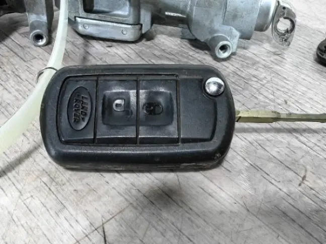 Блоки комплект  DISCOVERY 3 L319 05-09 2.7 EU4