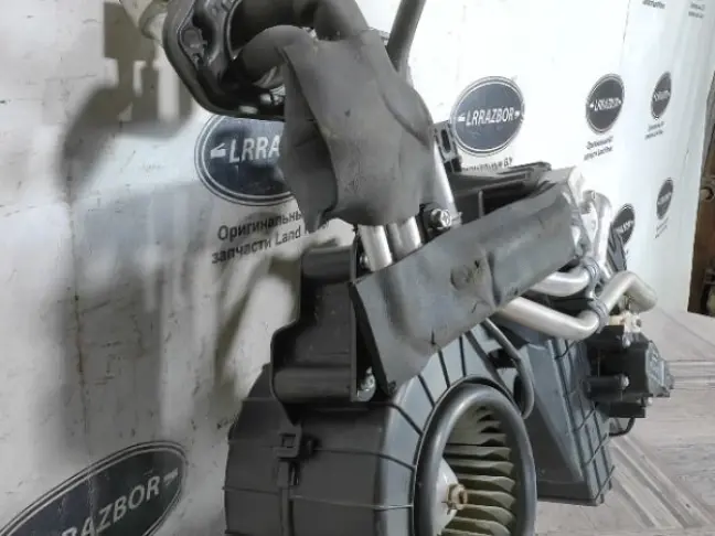 Корпус печки задний DISCOVERY 3 L319 2.7
