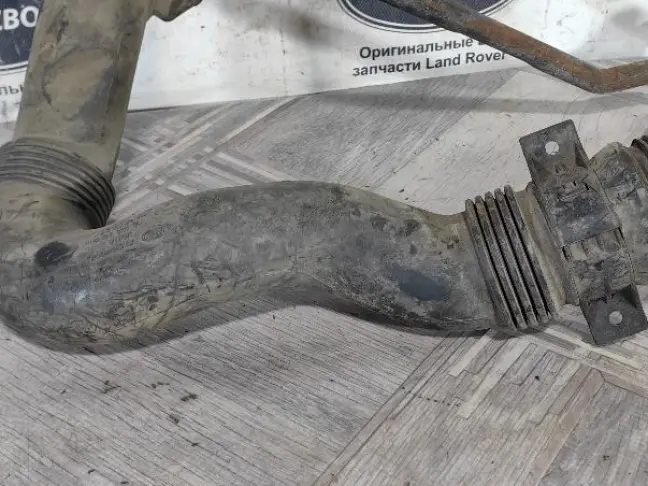 Патрубок впускной Land Rover DISCOVERY 3 L319 2.7