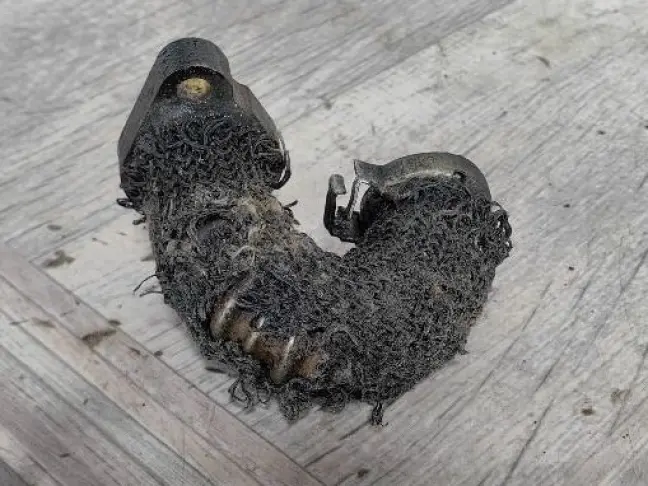 Трубка клапана ЕГР левая DISCOVERY 3 L319 2.7