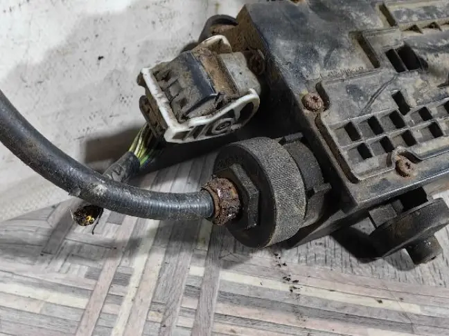 ЭБУ стояночным тормозом DISCOVERY 3 L319 05-09