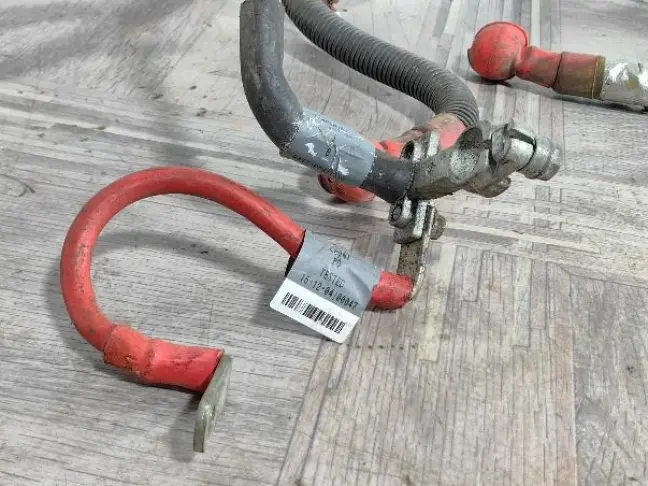 Силовой кабель Land Rover Discovery 3 L319 4.4