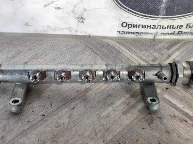 Топливная рампа Land Rover Freelander 2 2.2 224DT