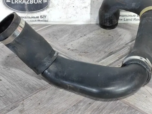 Патрубок интеркулера Land Rover Freelander 2 2.2