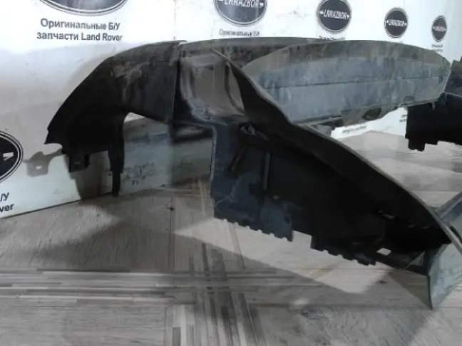 Диффузор радиатора Land Rover Freelander 2