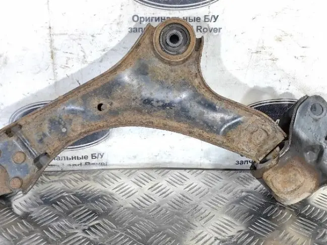 Рычаг правый передний Land Rover Freelander 2 2.2