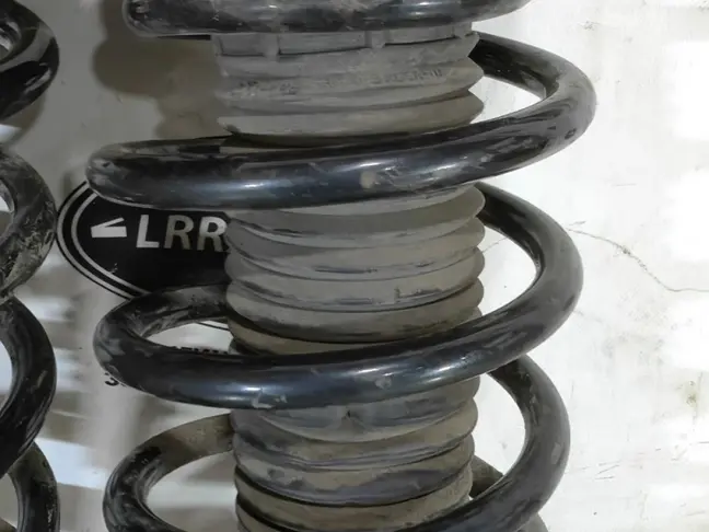 Амортизаторы передние Land Rover Freelander 2 2.2