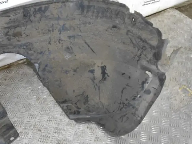 Подкрылок левый передний Land Rover Freelander 2