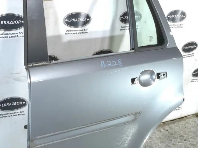Дверь задняя левая Land Rover Freelander 2 2.2