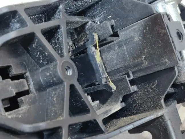 Ручка задняя левая Land Rover Freelander 2 L359