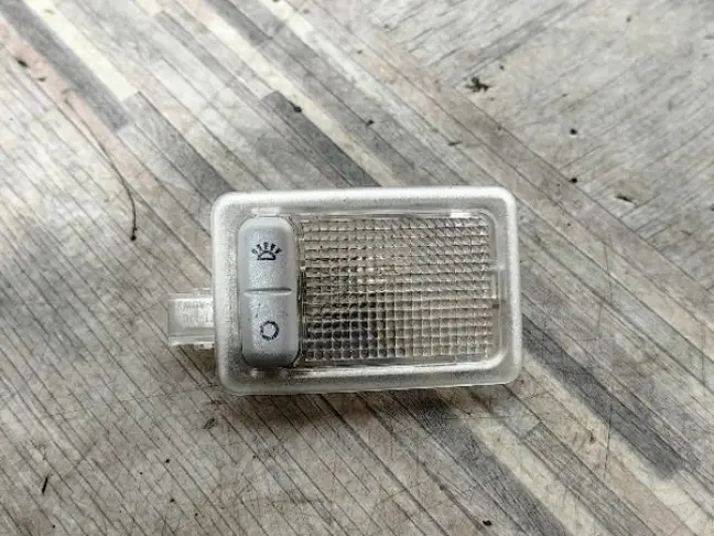 Плафон салонный Range Rover Sport L320 05-12