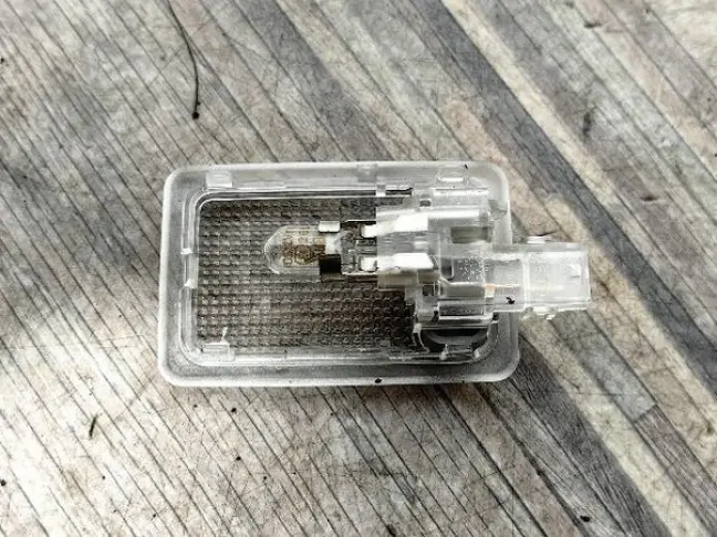 Плафон салонный Range Rover Sport L320 05-12