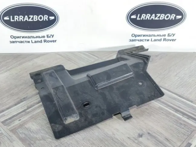 Кронштейн бампера задний  Land Rover Freelander 2