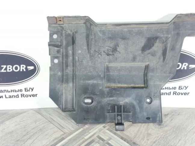 Кронштейн бампера задний  Land Rover Freelander 2