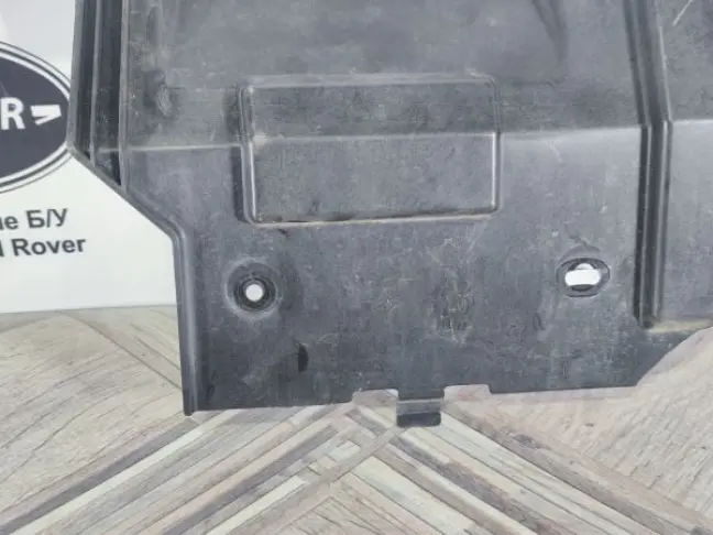 Кронштейн бампера задний  Land Rover Freelander 2