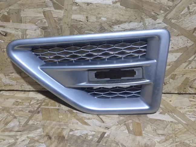 Решетка жабра левая Land Rover Freelander 2 2.2