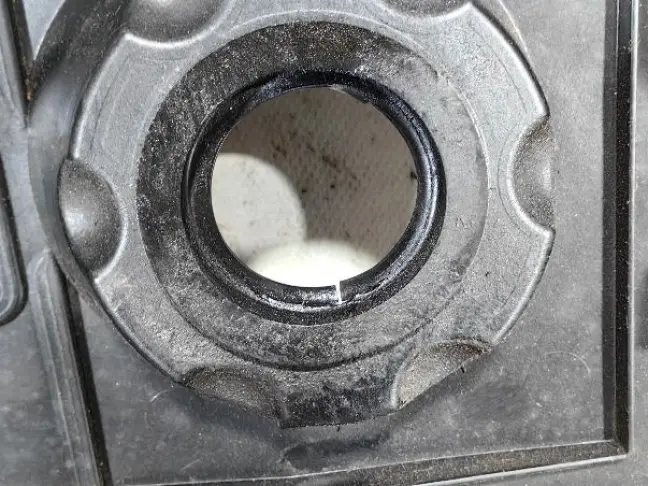 Крышка двигателя верхняя DISCOVERY 3 L319 2.7