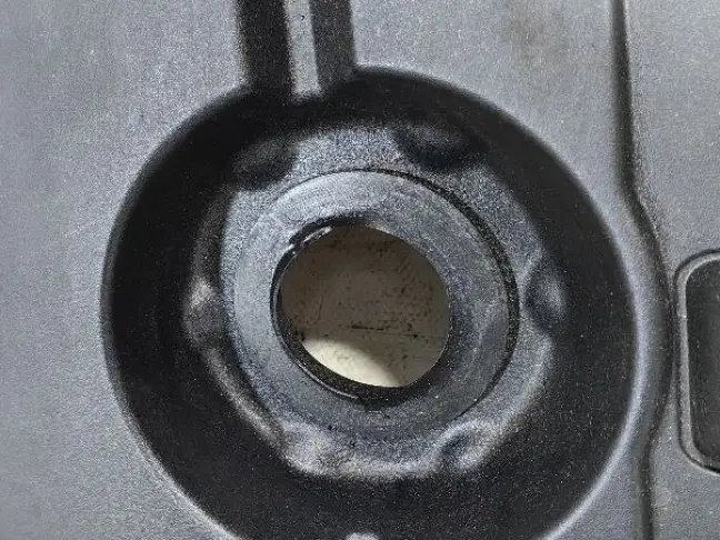 Крышка двигателя верхняя DISCOVERY 3 L319 2.7