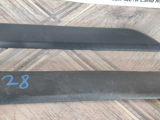 Молдинг двери комплект Land Rover Freelander 2 2.2