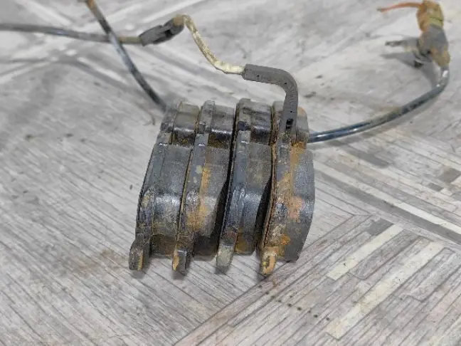 Колодки тормозные задние DISCOVERY 3 L319 2.7